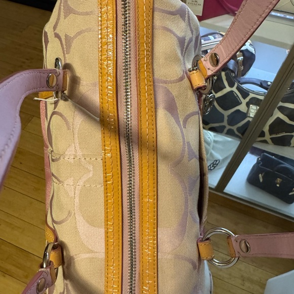 Pink and Tan Women's Handbag - Picture 4 of 10